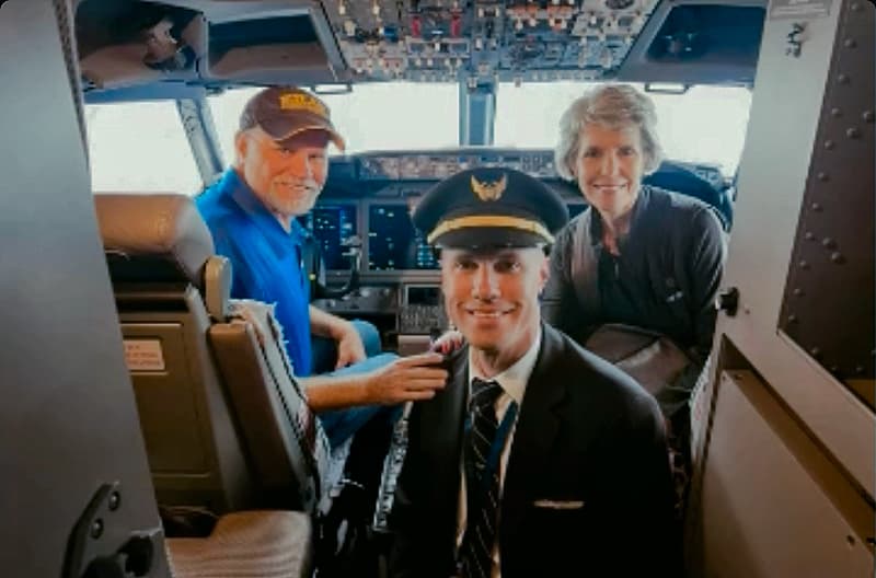 Los Angeles B787 First Officer Jason S. is proud to be an Aviate role model