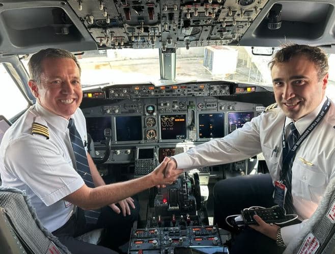 Guam B737 First Officer Dan T. changed his dreams with Aviate